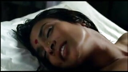 मेरी वेश्या जीवन 8 शरारती मां बेटे की सेक्सी हिंदी मूवी अलीशा (2015)