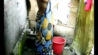टिंका धुंधला मूर मुर्गों की एक बीमारी के तेलुगू मूवी सेक्सी साथ चेहरे