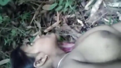 गर्म बंधन पट्टा पर और सेक्स के लिए सींग का बना हुआ नग्न लड़की सेक्सी मूवी सेक्सी मूवी सेक्सी उच्च गुणवत्ता 1080पी