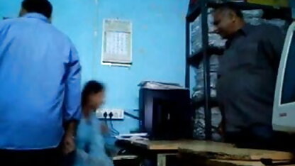 Xxx सेक्सी मूवी ब्लू फिल्म वीडियो रगड़ नीचे